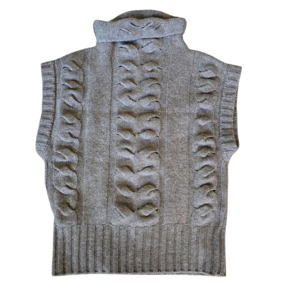 LORENA ANTONIAZZI Women's Cashmere/ Wool Blend Beige Vest Turtle Neck Size 36 - Picture 1 of 10